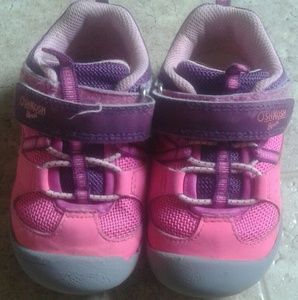 Girls sneakers